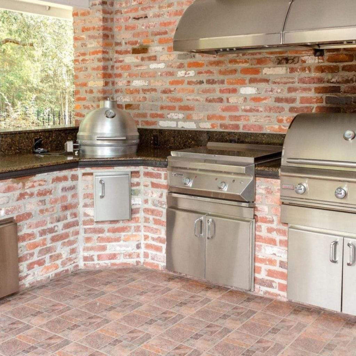 Blaze 20 inch cast aluminum kamado grill – view 2