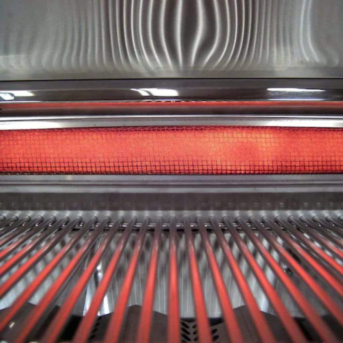 Fire Magic Aurora A830i 46 inch built-in gas and charcoal combination grill – view 8