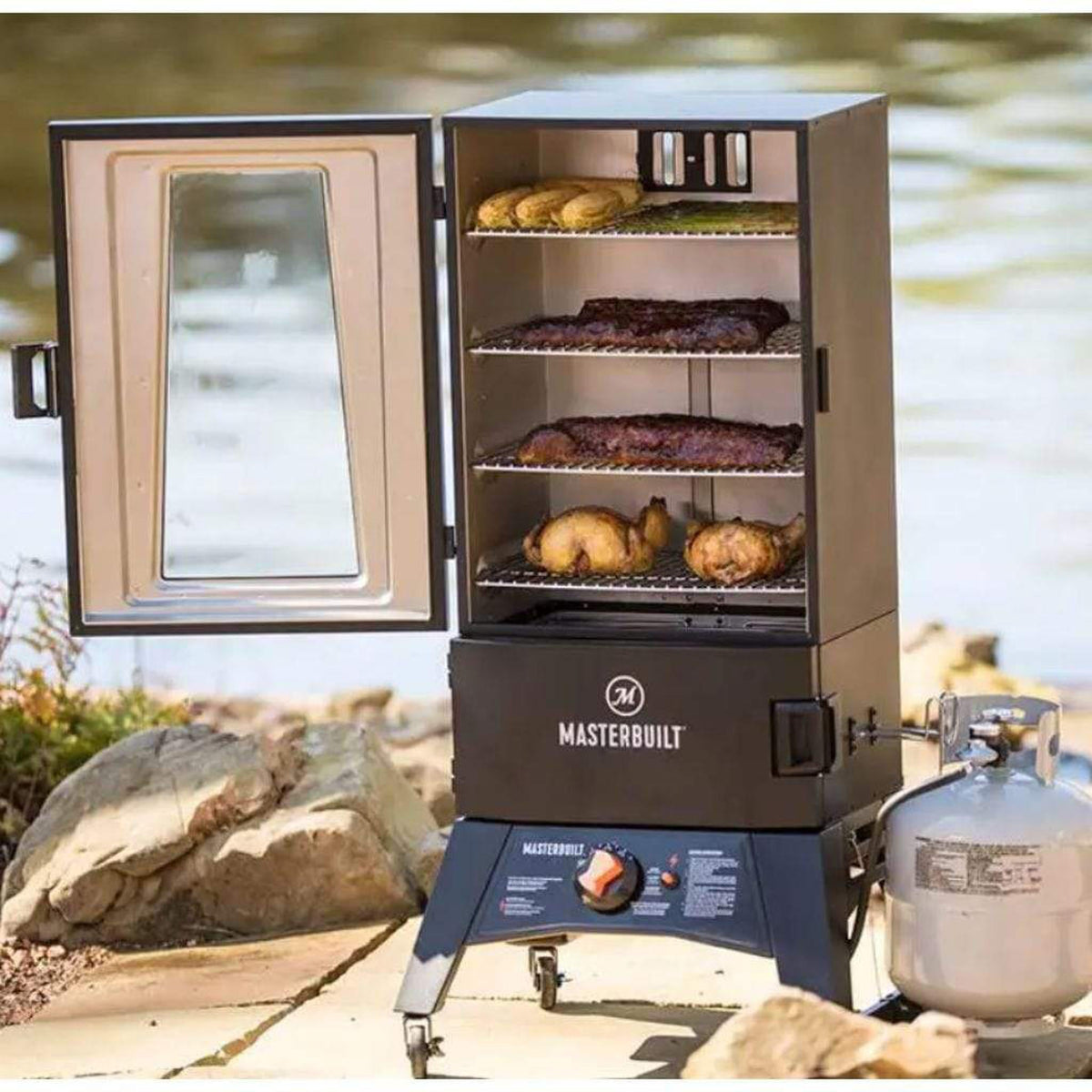 Masterbuilt ThermoTemp XL 40 inch propane smoker – view 4